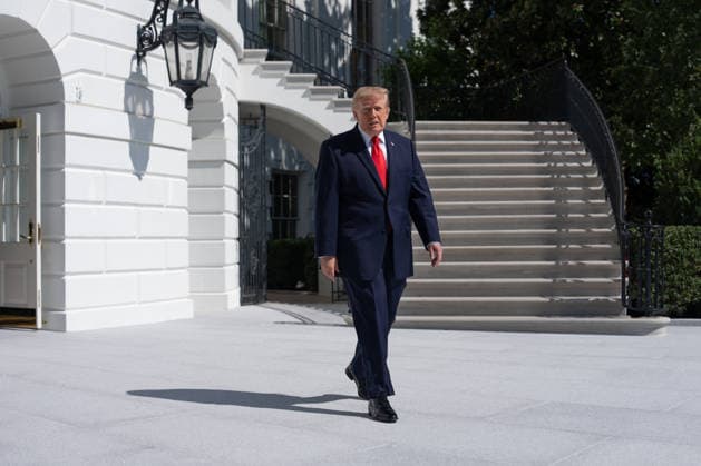 DC: Trump Departure en route Denton, Texas United States President Donald J Trump walks on the South Lawn of the White House before boarding Marine One in Washington, DC, USA, on Thursday, October 1, 2026. President Trump and Vice President Vance are expected to be on the campaign trail almost every day in October, as surveys show Republicans rapidly losing ground amid voter anger over the economy and the war in Iran. Credit: CNP AdMedia EDITORIAL USE ONLY  Copyright: xx AdMediax admphotosthree018807