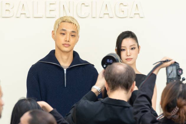 PFW - Balenciaga - Arrivals NB Jey Jinhyeong, Mayu Kitazawa arrived at the Balenciaga Womenswear Spring Summer 2027 show as part of Paris Fashion Week on October 01, 2026 in Paris, France. Photo by Nasser Berzane ABACAPRESS.COM Paris France  Copyright: xBerzanexNasser ABACAx