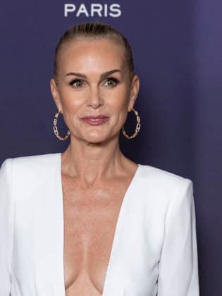 Laeticia Hallyday at the Messika fashion show photo call in Paris on October 1, 2026 @ BestImage France  Copyright: xOLIVIERxBORDEx xBESTIMAGExOLIVIERxBORDEx xBESTIMAGEx