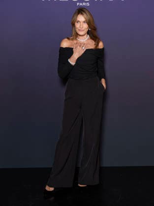 Carla Bruni at the Messika fashion show photo call in Paris on October 1, 2026 @ BestImage France  Copyright: xOLIVIERxBORDEx xBESTIMAGExOLIVIERxBORDEx xBESTIMAGEx