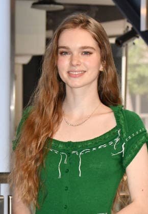 NEW YORK, NY- OCTOBER 1: Summer H. Howell pictured during a visit to he Empire State Building Ahead of the Release of Mike Flannigan s Carrie on October 1, 2026 in New York City. Copyright: xmpi099 MediaPunchx