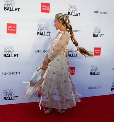 Sarah Jessica Parker arrives on the red carpet at the New York City Ballet 2026 Fall Fashion Gala at David H. Koch Theater, Lincoln Center on Thursday, October 1, 2026 in New York City.  NYP20261001118 JOHNxANGELILLO