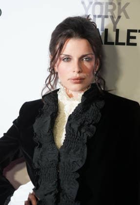 October 1, 2026, New York, Ny, USA: JULIA FOX attends the New York City Ballet Fall Gala 2026, .Lincoln Center, NYC.September 29, 2026. New York USA  - ZUMAms4_ 20261001_faf_ms4_021 Copyright: xSoniaxMoskowitzxGordonx