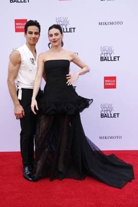 Roman Mejia, Tiler Peck at arrivals for New York City Ballet 2026 Fall Fashion Gala, David H. Koch Theater at Lincoln Center, New York, NY, October 01, 2026. Photo By: Kristin Callahan Everett Collection New York City Ballet 2026 Fall Fashion Gala PUBLICATIONXNOTxINxCANxCHNxFRAxITAxJPNxNORxPOLxRUSxESPxUKxUSA
