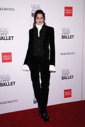 Julia Fox at arrivals for New York City Ballet 2026 Fall Fashion Gala, David H. Koch Theater at Lincoln Center, New York, NY, October 01, 2026. Photo By: Kristin Callahan Everett Collection New York City Ballet 2026 Fall Fashion Gala PUBLICATIONXNOTxINxCANxCHNxFRAxITAxJPNxNORxPOLxRUSxESPxUKxUSA