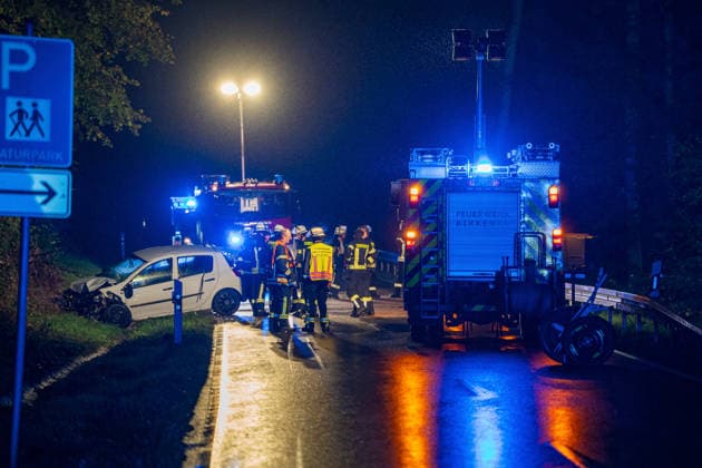 Zwei Pkw frontal kollidiert Beide Fahrer schwer verletzt Am 01.10.2026 kollidierten gegen 18:30 Uhr auf der L3408 zwischen Löhrbach und Birkenau zwei Pkw frontal. Beide Fahrzeugführer wurden schwer verletzt und nach der medizinischen Erstversorgung in ein Krankenhaus gebracht. Ein Rettungshubschrauber war an der Unfallstelle im Einsatz. Für die Rettungs- und Bergungsarbeiten wurde die L3408 vollständig gesperrt. Birkenau L 3408 Hessen Deutschland