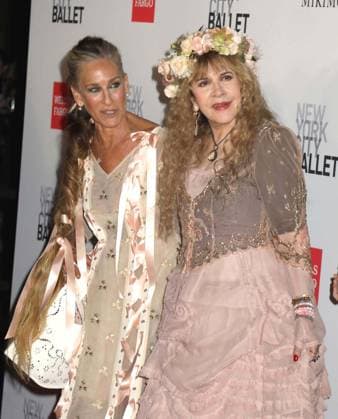 October 1, 2026, New York, New York, USA: SARAH JESSICA PARKERÃäwearing a dress designed by Simone Rocha and singer from rock band Fleetwood Mac, STEVIE NICKS wearing a dress by Mikimoto seen during the red carpet arrivals for the New York City Fall Ballet Fall 2026 Gala held at the David Koch Theater at Lincoln Center. New York USA  - ZUMAk03_ 20261001_zaf_k03_114 Copyright: xNancyxKaszermanx