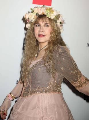 October 1, 2026, New York, New York, USA: Singer from rock band Fleetwood Mac, STEVIE NICKS wearing a dress by Mikimoto seen during the red carpet arrivals for the New York City Fall Ballet Fall 2026 Gala held at the David Koch Theater at Lincoln Center. New York USA  - ZUMAk03_ 20261001_zaf_k03_092 Copyright: xNancyxKaszermanx