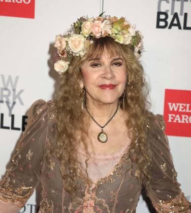October 1, 2026, New York, New York, USA: Singer from rock band Fleetwood Mac, STEVIE NICKS wearing a dress by Mikimoto seen during the red carpet arrivals for the New York City Fall Ballet Fall 2026 Gala held at the David Koch Theater at Lincoln Center. New York USA  - ZUMAk03_ 20261001_zaf_k03_107 Copyright: xNancyxKaszermanx