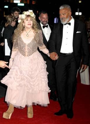 October 1, 2026, New York, New York, USA: Singer from rock band Fleetwood Mac, STEVIE NICKS wearing a dress by Mikimoto seen during the red carpet arrivals for the New York City Fall Ballet Fall 2026 Gala held at the David Koch Theater at Lincoln Center. New York USA  - ZUMAk03_ 20261001_zaf_k03_084 Copyright: xNancyxKaszermanx