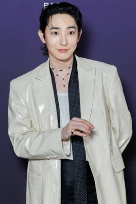 Messika Spring Summer 2027 Fashion Show During Paris Fashion Week: Celebrity Arrivals—Lee Soo Hyuk 460109 October 1, 2026, Paris, France  Copyright: xSebastienxFremontx xStarfacex STAR_460109_039