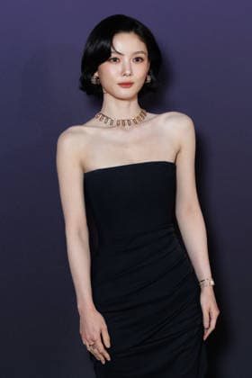Messika Spring Summer 2027 Fashion Show During Paris Fashion Week: Celebrity Arrivals—Kim You Jung, 460109, October 1, 2026, Paris, France  Copyright: xSebastienxFremontx xStarfacex STAR_460109_048