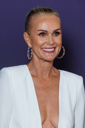 Messika Spring Summer 2027 Fashion Show during Paris Fashion Week: Celebrity Arrivals—Laeticia Hallyday 460109 October 1, 2026, Paris, France  Copyright: xSebastienxFremontx xStarfacex STAR_460109_083