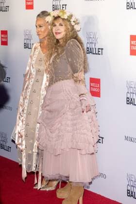 October 1, 2026, New York, New York, United States: (L-R) Sarah Jessica Parker and Stevie Nicks attend.The New York City Ballet 2026 Fall Gala at David H. Koch Theater, Lincoln Center on October 01, 2026 in New York City. New York United States  - ZUMAs197 20261001_aaa_s197_917 Copyright: xRonxAdarx