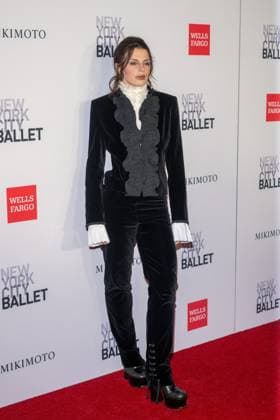 October 1, 2026, New York, New York, United States: Julia Fox attends.The New York City Ballet 2026 Fall Gala at David H. Koch Theater, Lincoln Center on October 01, 2026 in New York City. New York United States  - ZUMAs197 20261001_aaa_s197_911 Copyright: xRonxAdarx
