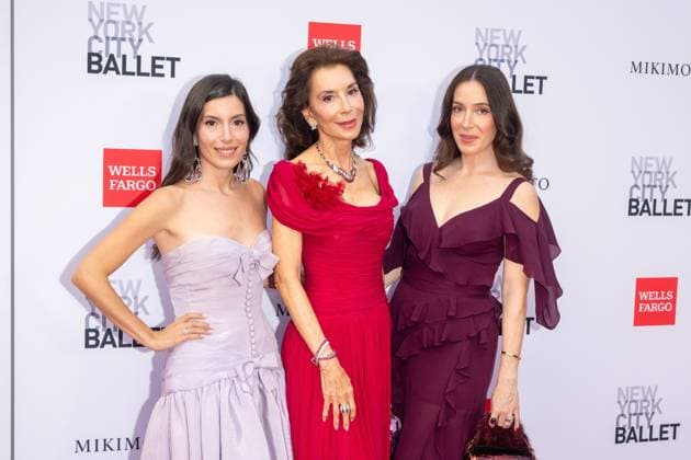 October 1, 2026, New York, New York, United States: (L-R) Alessia Fendi, Fe Fendi and Paola Fendi attend.The New York City Ballet 2026 Fall Gala at David H. Koch Theater, Lincoln Center on October 01, 2026 in New York City. New York United States  - ZUMAs197 20261001_aaa_s197_843 Copyright: xRonxAdarx