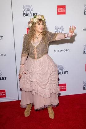 October 1, 2026, New York, New York, United States: Stevie Nicks attends.The New York City Ballet 2026 Fall Gala at David H. Koch Theater, Lincoln Center on October 01, 2026 in New York City. New York United States  - ZUMAs197 20261001_aaa_s197_828 Copyright: xRonxAdarx