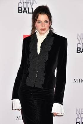 New York City Ballet 2026 Fall Gala NEW YORK, NY- OCTOBER 1: Grace Potter at the New York City Ballet 2026 Fall Gala at the David H. Koch Theater at Lincoln Center Plaza on October 1, 2026 in New York City. Credit: mpi099 MediaPunch. 01 Oct 2026 Pictured: NEW YORK, NY- OCTOBER 1: Julia Fox at the New York City Ballet 2026 Fall Gala at the David H. Koch Theater at Lincoln Center Plaza on October 1, 2026 in New York City. Credit: mpi099 MediaPunch.  Copyright: xThexMegaxAgencyxmpi099 MediaPunchx xMEGAx
