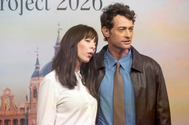 Woody Allen und Peter Vives beim offiziellen Empfang zum Drehstart des Woody Allen Fall Project 2026 in den Teatros del Canal. Madrid, 01.10.2026