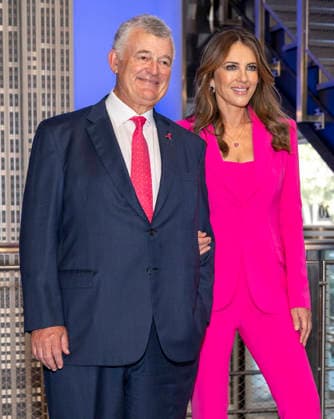 October 1, 2026, New York, New York, USA: WILLIAM P. LAUDER and ELIZABETH HURLEY visit the Empire State Building in New York to honor Breast Cancer Awareness Month and the Breast Cancer Campaign with The Estee Lauder Company. 1 October 2026 New York USA  - ZUMAa265 20261001_zep_a265_040 Copyright: xEricxAcquayex