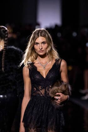 Messika Terres de Contrastes fashion show on the sidelines of the Spring Summer 2027 Ready-to-Wear collections during Paris Fashion Week (PFW) on October 1, 2026, in Paris, France. Messika’s Terres de Contrastes fashion show on the sidelines of the Spring Summer 2027 Ready-to-Wear collections during Paris Fashion Week (PFW) on October 1, 2026, in Paris, France  Copyright: xAgencex xBestimagexAgencex xBestimagex