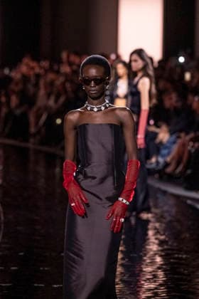Messika Terres de Contrastes fashion show on the sidelines of the Spring Summer 2027 Ready-to-Wear collections during Paris Fashion Week (PFW) on October 1, 2026, in Paris, France. Messika’s Terres de Contrastes fashion show on the sidelines of the Spring Summer 2027 Ready-to-Wear collections during Paris Fashion Week (PFW) on October 1, 2026, in Paris, France  Copyright: xAgencex xBestimagexAgencex xBestimagex