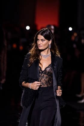 Isabeli Fontana at the Messika Terres de Contrastes fashion show on the sidelines of the Spring Summer 2027 Ready-to-Wear collections during Paris Fashion Week (PFW) on October 1, 2026, in Paris, France Messika’s Terres de Contrastes fashion show on the sidelines of the Spring Summer 2027 Ready-to-Wear collections during Paris Fashion Week (PFW) on October 1, 2026, in Paris, France  Copyright: xAgencex xBestimagexAgencex xBestimagex