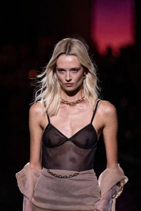 Messika’s Terres de Contrastes fashion show on the sidelines of the Spring Summer 2027 Ready-to-Wear collections during Paris Fashion Week (PFW) on October 1, 2026, in Paris, France. Messika’s Terres de Contrastes fashion show on the sidelines of the Spring Summer 2027 Ready-to-Wear collections during Paris Fashion Week (PFW) on October 1, 2026, in Paris, France  Copyright: xAgencex xBestimagexAgencex xBestimagex