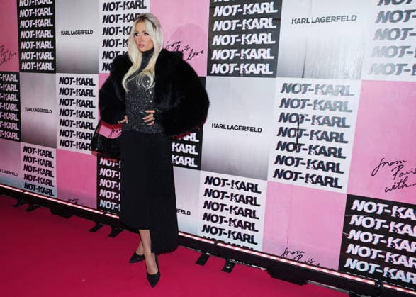 Paris Hilton at the Karl Lagerfeld: From Paris with Love event at the Karl Lagerfeld Boutique in Paris on October 1, 2026. KARL LAGERFELD celebrates its Fall Winter 2026 campaign with Paris Hilton, Kit Butler, and NOT KARL, a new member of the brand’s universe. For this private event in Saint-Germain-des-Prés, Paris Hilton will be joined by NOT KARL to mark this new chapter—an immersive experience in the world of KARL LAGERFELD, blending fashion, creativity, and the House’s heritage. Denis Guignebourg Bestimage The Karl Lagerfeld x Paris Hilton party during Paris RTW Spring Summer 2027 Fashion Week on October 1, 2026, in Paris, France. Paris, France Copyright: xDenisxGuignebourgx xBestimagexDenisxGuignebourgx xBestimagex