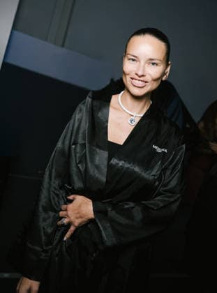 Adriana Lima at the Messika Spring Summer 2027 Women’s Ready-to-Wear Collection fashion show during Paris Fashion Week (PFW) at the Grand Palais on October 1, 2026. Sam Delpech, Bestimage. Celebs at Messika’s Spring Summer 2027 Women’s Ready-to-Wear Collection fashion show at Paris Fashion Week (PFW) at the Grand Palais on October 1, 2026, Paris, France  Copyright: xSamxDelpechx xBestimagexSamxDelpechx xBestimagex
