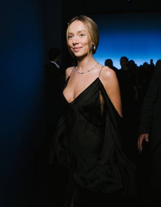 Ester Expósito at the Messika Spring Summer 2027 Women’s Ready-to-Wear Collection fashion show during Paris Fashion Week (PFW) at the Grand Palais on October 1, 2026. Sam Delpech, Bestimage. Celebrities at Messika’s Spring Summer 2027 Women’s Ready-to-Wear Collection fashion show at Paris Fashion Week (PFW) at the Grand Palais on October 1, 2026, Paris, France  Copyright: xSamxDelpechx xBestimagexSamxDelpechx xBestimagex