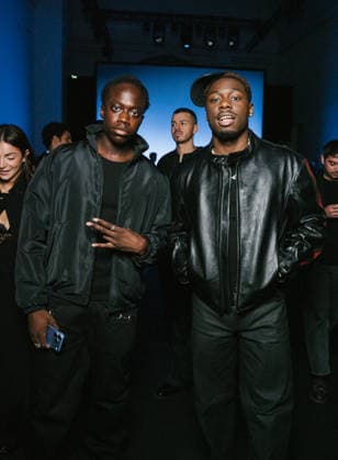 Guest, Tiakola at the Messika Spring Summer 2027 Women’s Ready-to-Wear Collection fashion show during Paris Fashion Week (PFW) at the Grand Palais on October 1, 2026. Sam Delpech, Bestimage. Celebs at Messika’s Spring Summer 2027 Women’’s Ready-to-Wear Collection fashion show at Paris Fashion Week (PFW) at the Grand Palais on October 1, 2026, Paris, France  Copyright: xSamxDelpechx xBestimagexSamxDelpechx xBestimagex