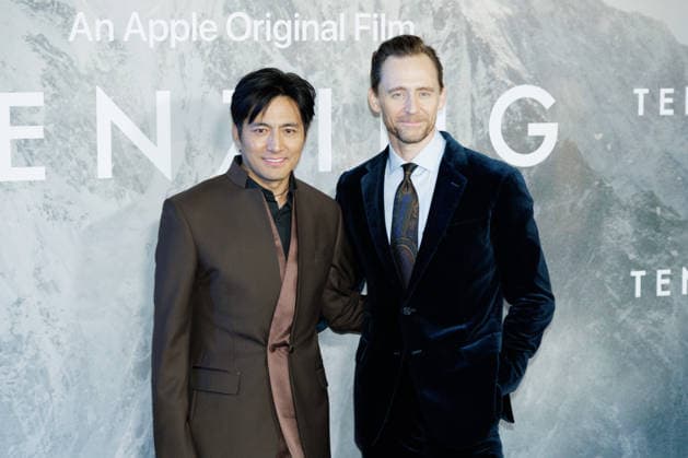 Tom Hiddleston and Genden Phuntsok attend the Tenzing London Gala Screening at Curzon Mayfair in London, UK on 1 October 2026. Copyright: xRyoheyxNakayama Famousx Tenzing_LondonGalaScreening_CurzonMayfair_London_20261001_RyoheyNakayama_00146