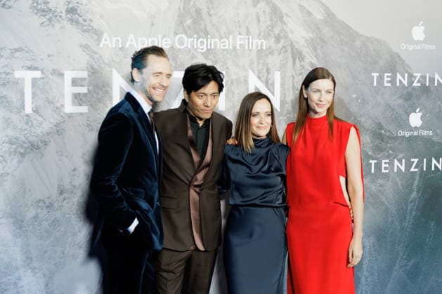 Tom Hiddleston, Genden Phuntsok, Jennifer Peedom and Caitriona Balfe attend the Tenzing London Gala Screening at Curzon Mayfair in London, UK on 1 October 2026. Copyright: xRyoheyxNakayama Famousx Tenzing_LondonGalaScreening_CurzonMayfair_London_20261001_RyoheyNakayama_00150