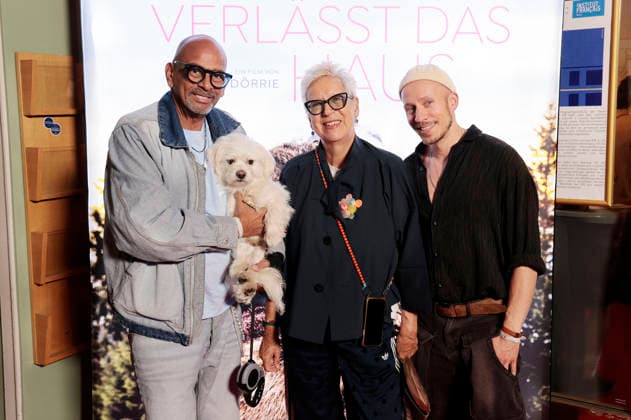 Pierre Sanoussi-Bliss, Doris Dörrie und Dennis Ortmann beim Special Screening des Kinofilms Frau Winkler verlässt das Haus im Cinema Paris,. Berlin, 01.10.2026