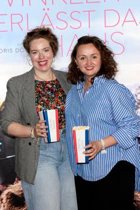 Julia Jendroßek und Monika Oschek beim Special Screening des Kinofilms Frau Winkler verlässt das Haus im Cinema Paris,. Berlin, 01.10.2026
