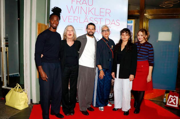 Eugene Boateng, Angela Winkler, Josef Ellers, Doris Dörrie, Via Jikeli und Laura Tonke beim Special Screening des Kinofilms Frau Winkler verlässt das Haus im Cinema Paris,. Berlin, 01.10.2026