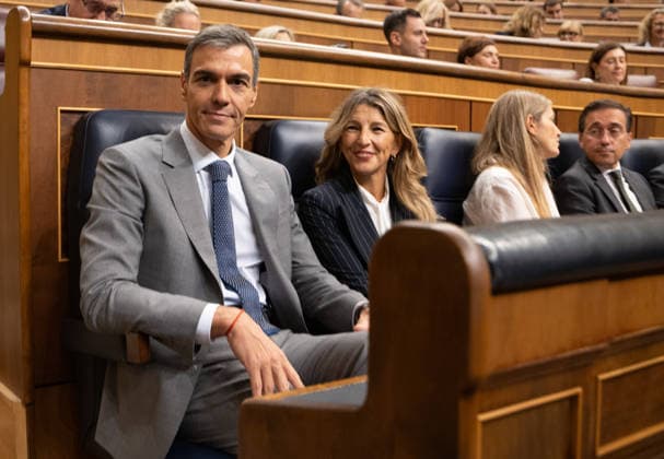 Congress Votes on Housing Decrees I D Prime Minister Pedro Sánchez, Second Vice President and Minister of Labor and Social Economy Yolanda Díaz, and the Third Vice President and Minister for Ecological Transition and the Demographic Challenge, Sara Aagesen, during a plenary session in the Congress of Deputies on October 2, 2026, in Madrid, Spain. Congress is voting today on whether to ratify or repeal the two Royal Decrees on housing issued by the government this week in the Official State Gazette (BOE). Specifically, these are Royal Decree-Law 26 of 2026, dated September 29, which adopts urgent measures to protect the social function of housing and expand the supply of affordable housing, and Royal Decree-Law 27 2026, dated September 29, Copyright: xEduardoxParrax 7814582
