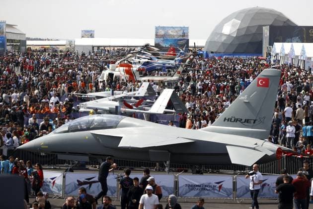 TEKNOFEST Southeast in Turkiye s Sanliurfa SANLIURFA, TURKIYE - OCTOBER 02: People visit TEKNOFEST Southeast, world s largest aviation, space, and technology festival continues at the Sanliurfa GAP Airport for its 15th edition in Sanliurfa, Turkiye on October 02, 2026. Okan Coskun Anadolu Sanliurfa Turkey. Editorial use only. Please get in touch for any other usage.  Copyright: x2026xAnadoluxOkanxCoskunx