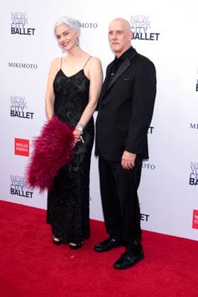 Cordelia Dietrich Zanger mit Gast bei der New York City Ballet 2026 Fall Fashion Gala im David H. Koch Theater im Lincoln Center. New York, 01.10.2026