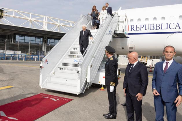 October 2, 2026, Nice, Rome, France: President of the Republic Sergio Mattarella and Mrs. Laura at Nice Airport, during their state visit to the Principality of Monaco. Nice, 02 10 2026 Nice France  - ZUMAa289 20261002_zia_a289_002 Copyright: xFrank_ammendolax xAgfx