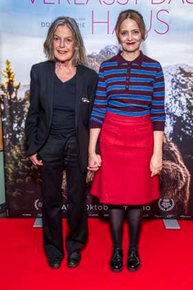 ABB FRAUWINKLER- Angela Winkler und Laura Tonke auf dem roten Teppich beim Special Screening des Kino Films Frau Winkler verlaesst das Haus im Cinema Parisl in Berlin 01.10.2026 Berlin Deutschland