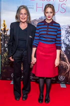 ABB FRAUWINKLER- Angela Winkler und Laura Tonke auf dem roten Teppich beim Special Screening des Kino Films Frau Winkler verlaesst das Haus im Cinema Parisl in Berlin 01.10.2026 Berlin Deutschland