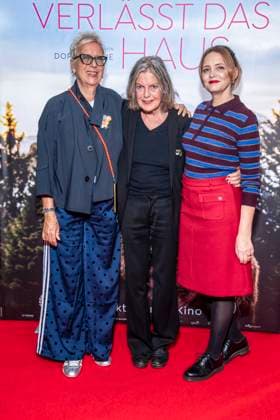ABB FRAUWINKLER- Doris Doerrie Angela Winkler und Laura Tonke auf dem roten Teppich beim Special Screening des Kino Films Frau Winkler verlaesst das Haus im Cinema Parisl in Berlin 01.10.2026 Berlin Deutschland