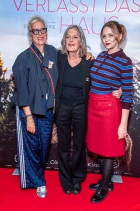 ABB FRAUWINKLER- Doris Doerrie Angela Winkler und Laura Tonke auf dem roten Teppich beim Special Screening des Kino Films Frau Winkler verlaesst das Haus im Cinema Parisl in Berlin 01.10.2026 Berlin Deutschland