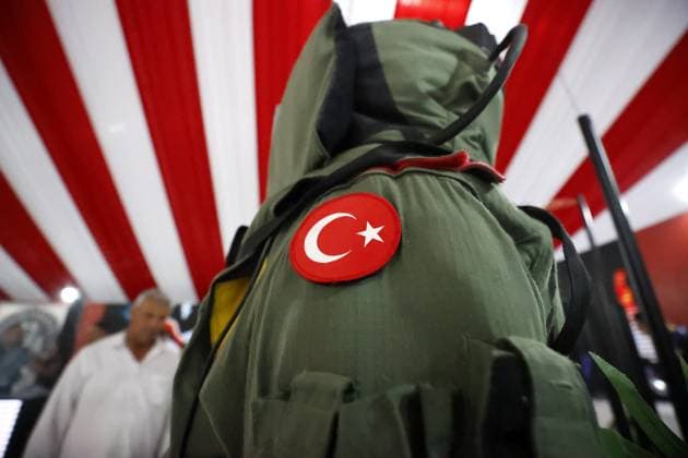 Domestically developed bomb disposal suit presented at TEKNOFEST Southeast in Sanliurfa SANLIURFA, TURKIYE - OCTOBER 02: A domestic bomb disposal protective suit, engineered by Turkish defense technicians to enhance operational safety for General Directorate of Security bomb disposal personnel, is displayed during the TEKNOFEST aviation, space, and technology festival at Sanliurfa GAP Airport in Sanliurfa, Turkiye, on October 02, 2026. Okan Coskun Anadolu Sanliurfa Turkey. Editorial use only. Please get in touch for any other usage.  Copyright: x2026xAnadoluxOkanxCoskunx