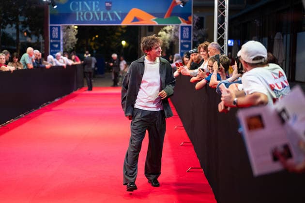 8th Cineroman Festival - Day 4 - Red Carpet Aliocha Schneider attends the red carpet at the Cineroman festival, dedicated exclusively to films adapted from literary work, in Negresco Beach in Nice, France, on October 1, 2026. Photo by Laurent Coust ABACAPRESS.COM Nice Provence-Alpes-Cote d Azur France  Copyright: xCoustxLaurent ABACAx