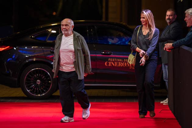 8th Cineroman Festival - Day 4 - Red Carpet Gerard Jugnot and wife Patricia Campi attend the red carpet at the Cineroman festival, dedicated exclusively to films adapted from literary work, in Negresco Beach in Nice, France, on October 1, 2026. Photo by Laurent Coust ABACAPRESS.COM Nice Provence-Alpes-Cote d Azur France  Copyright: xCoustxLaurent ABACAx