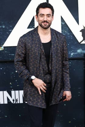 World Premiere Of Netflix s Animals WESTWOOD, LOS ANGELES, CALIFORNIA, USA - OCTOBER 01: Luis Gerardo Mendez arrives at the World Premiere Of Netflix s Animals held at Westwood Village Theater on October 1, 2026 in Westwood, Los Angeles, California, United States. Westwood Westwood Village Theater California United States Copyright: xXavierxCollin ImagexPressxAgencyx