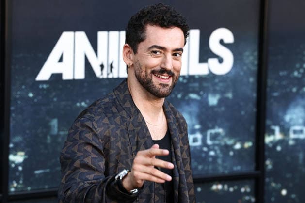 World Premiere Of Netflix s Animals WESTWOOD, LOS ANGELES, CALIFORNIA, USA - OCTOBER 01: Luis Gerardo Mendez arrives at the World Premiere Of Netflix s Animals held at Westwood Village Theater on October 1, 2026 in Westwood, Los Angeles, California, United States. Westwood Westwood Village Theater California United States Copyright: xXavierxCollin ImagexPressxAgencyx